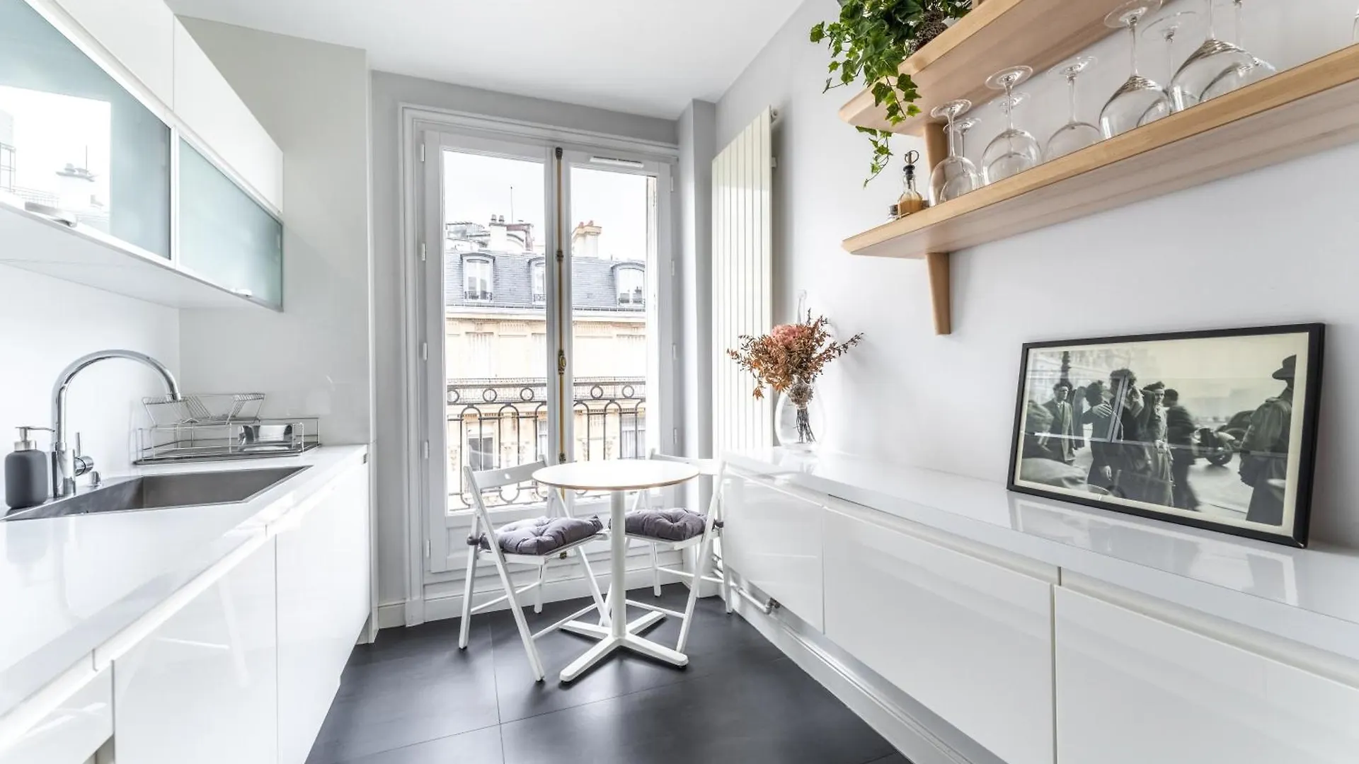 Luxury Living Georges V Apartment Paris 0*,  France